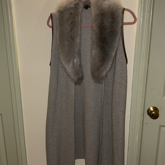 Talbots Faux Fur Collar Rib Knit Duster Length Vest in Dove Gray - Picture 5 of 5